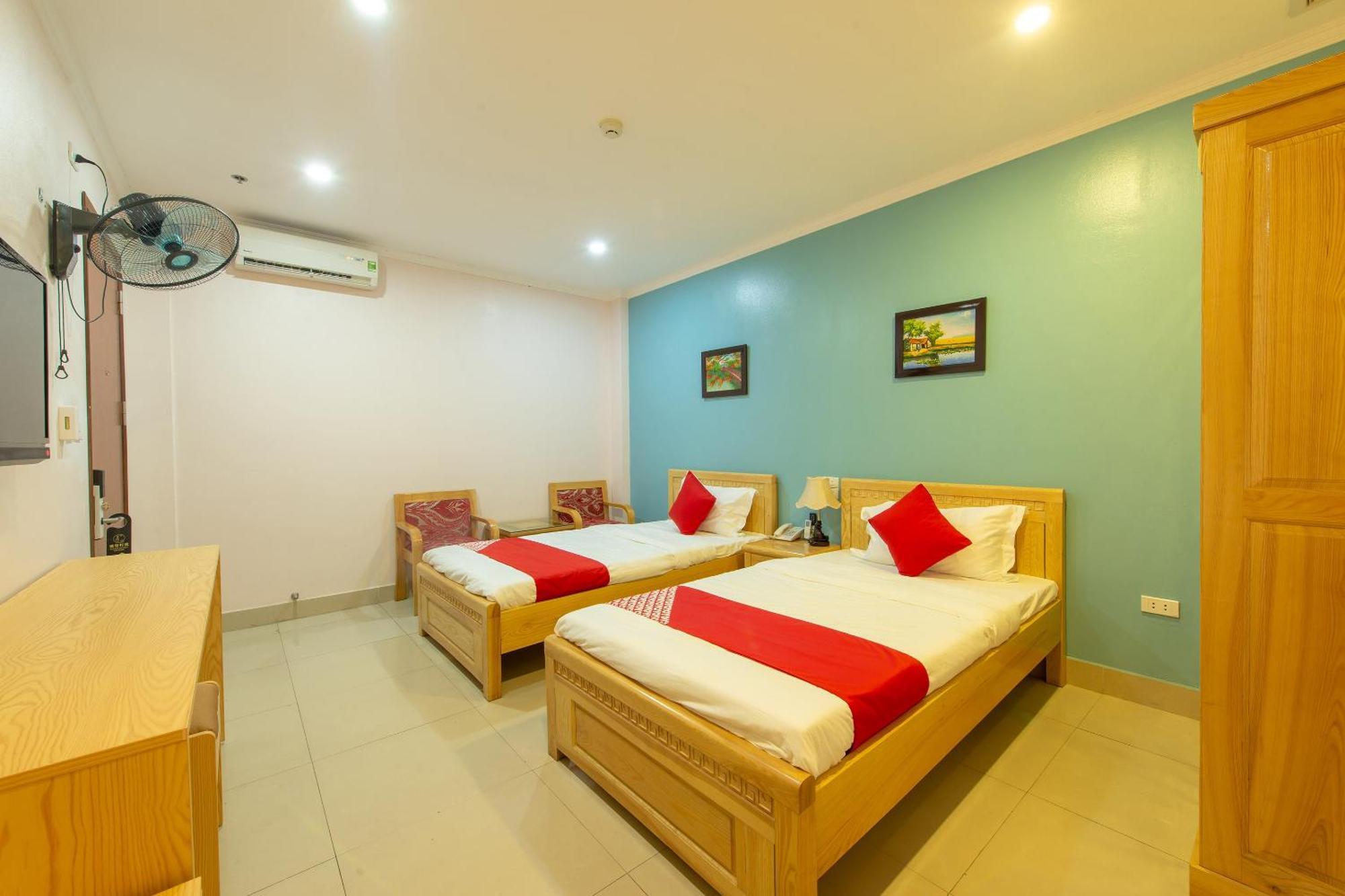 Capital O 417 Truong Son Hotel Hanoi Exterior foto